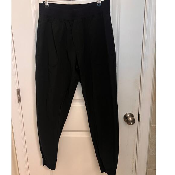 Alo Yoga Athleisure Co-Op Jogger Utility Pant Women's M Black Sporty Chic Sporty - Picture 2 of 9